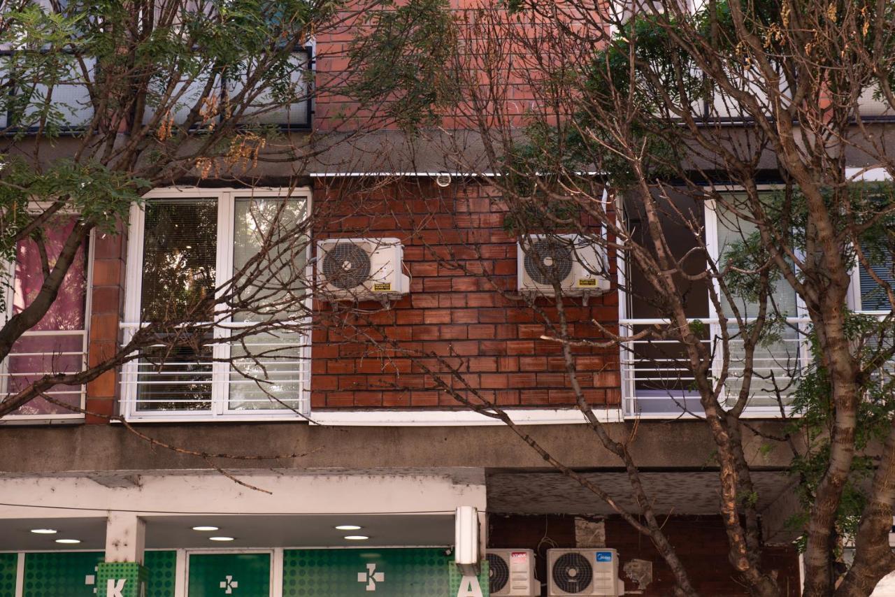 Turist Apartment Ni Exteriör bild