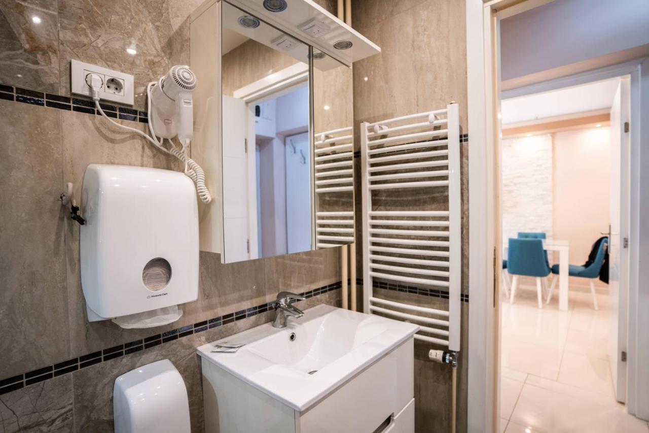Turist Apartment Ni Exteriör bild